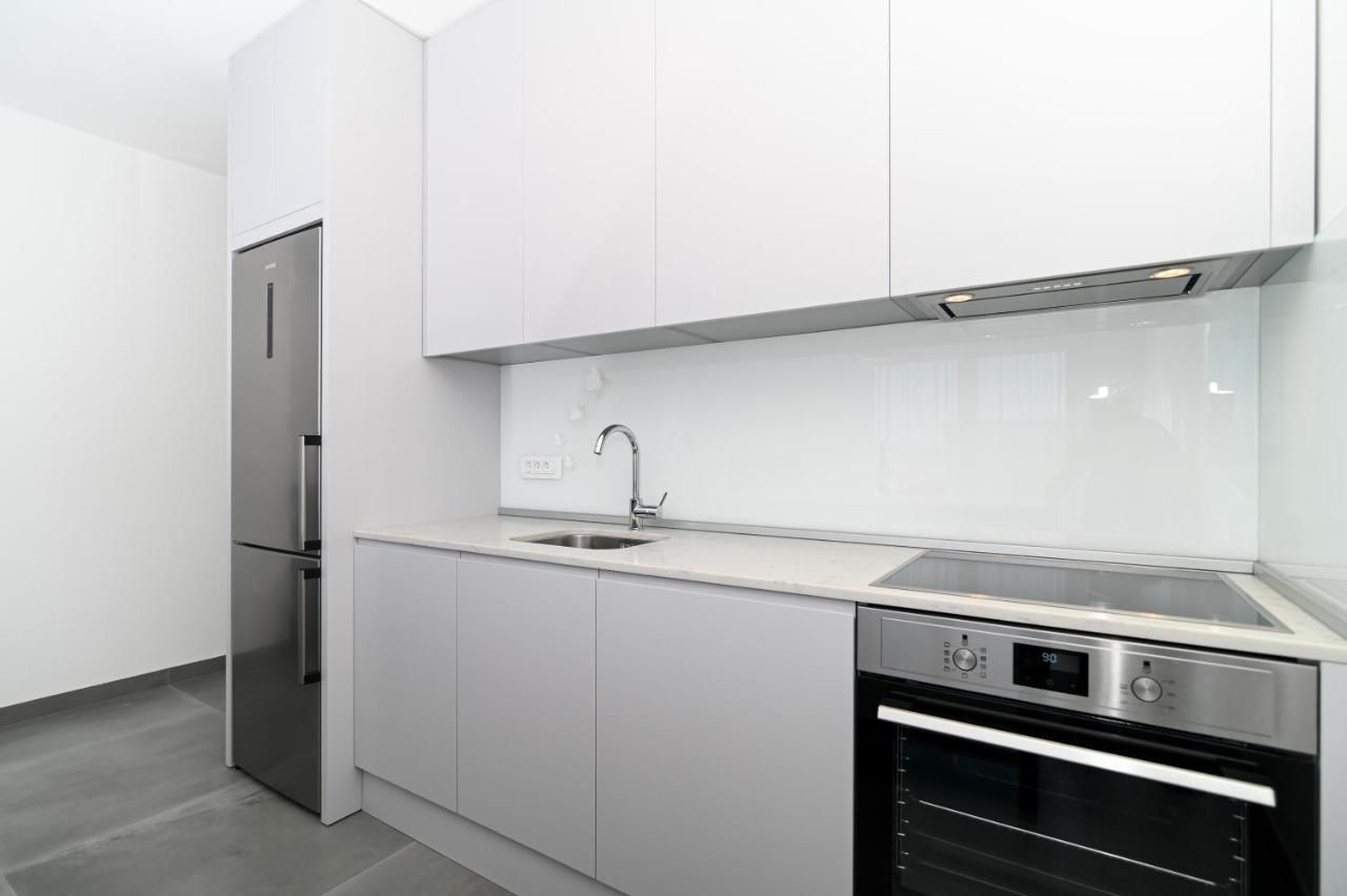 Apartment Laura, Free Parking, Balcony, 4 Ppl Trogir Eksteriør billede
